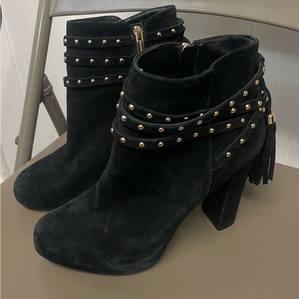 Black Velvet Jessica Simpson platform bootie with gold accents